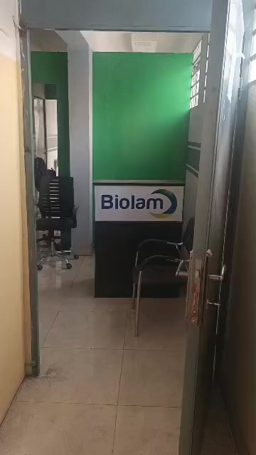 Local commercial à louer à Gombe