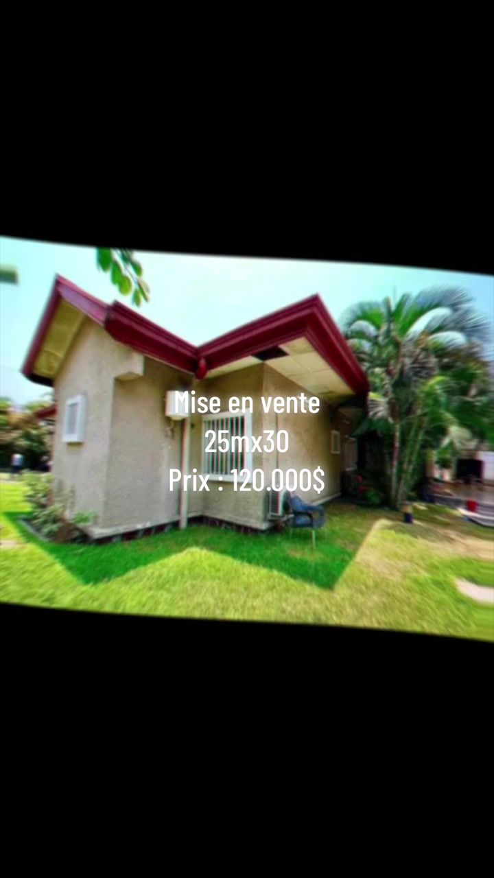 Villa de 3 chambres à vendre à Mont Ngafula