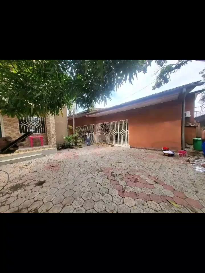 Appartement de 2 chambres à louer à CPA Mushie, Mont Ngafula