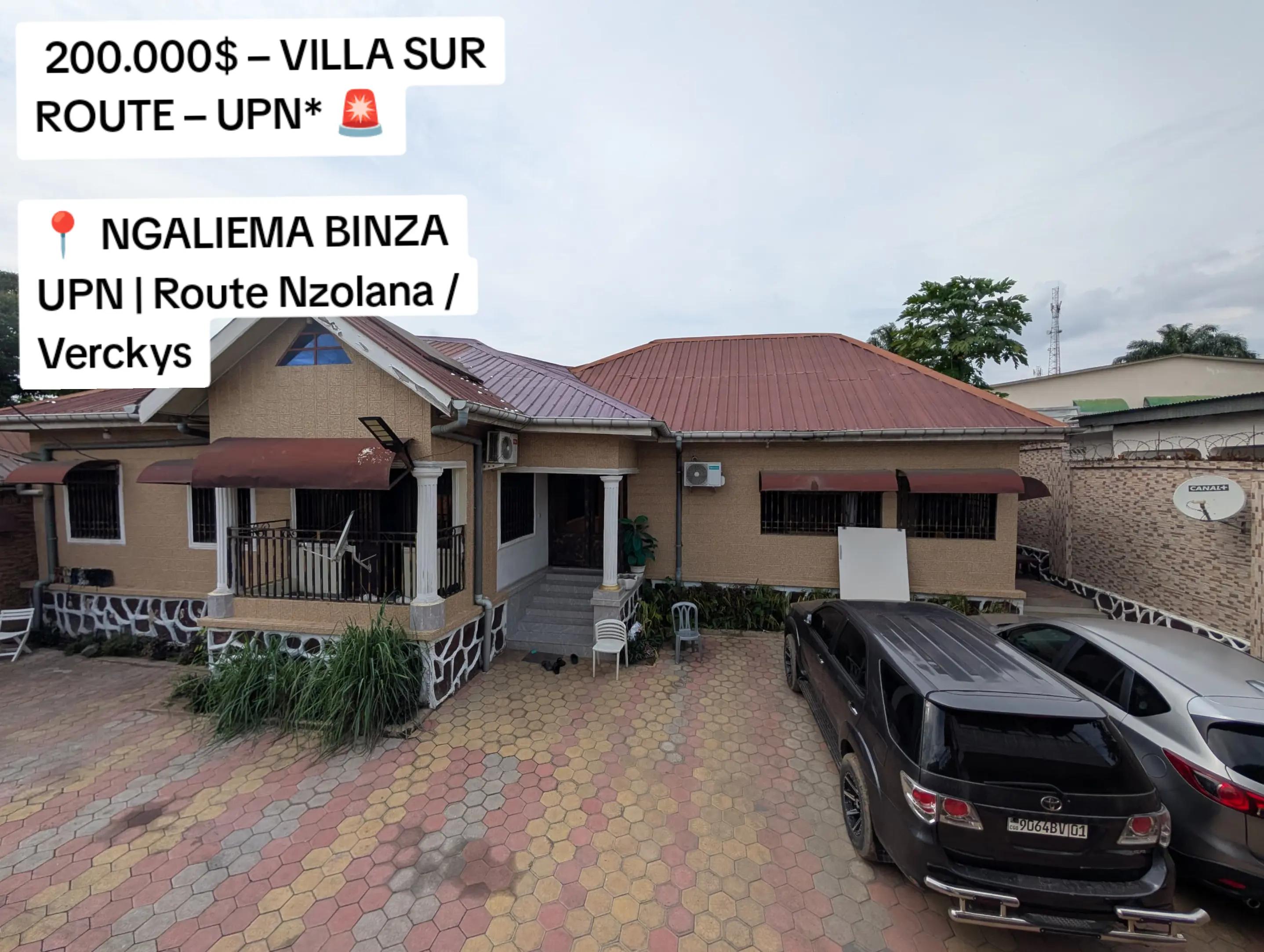 Villa de 4 chambres à vendre à UPN, Ngaliema