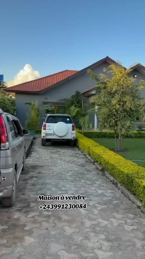 Maison de 3 chambres à vendre à Golf Faustin, Lubumbashi