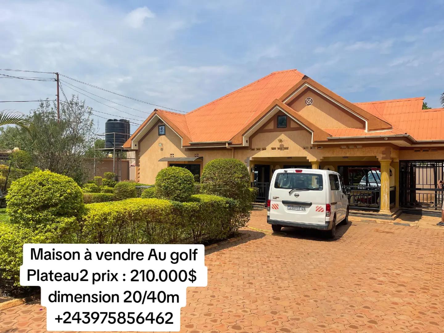 Maison de 3 chambres à vendre à Golf Plateau, Lubumbashi