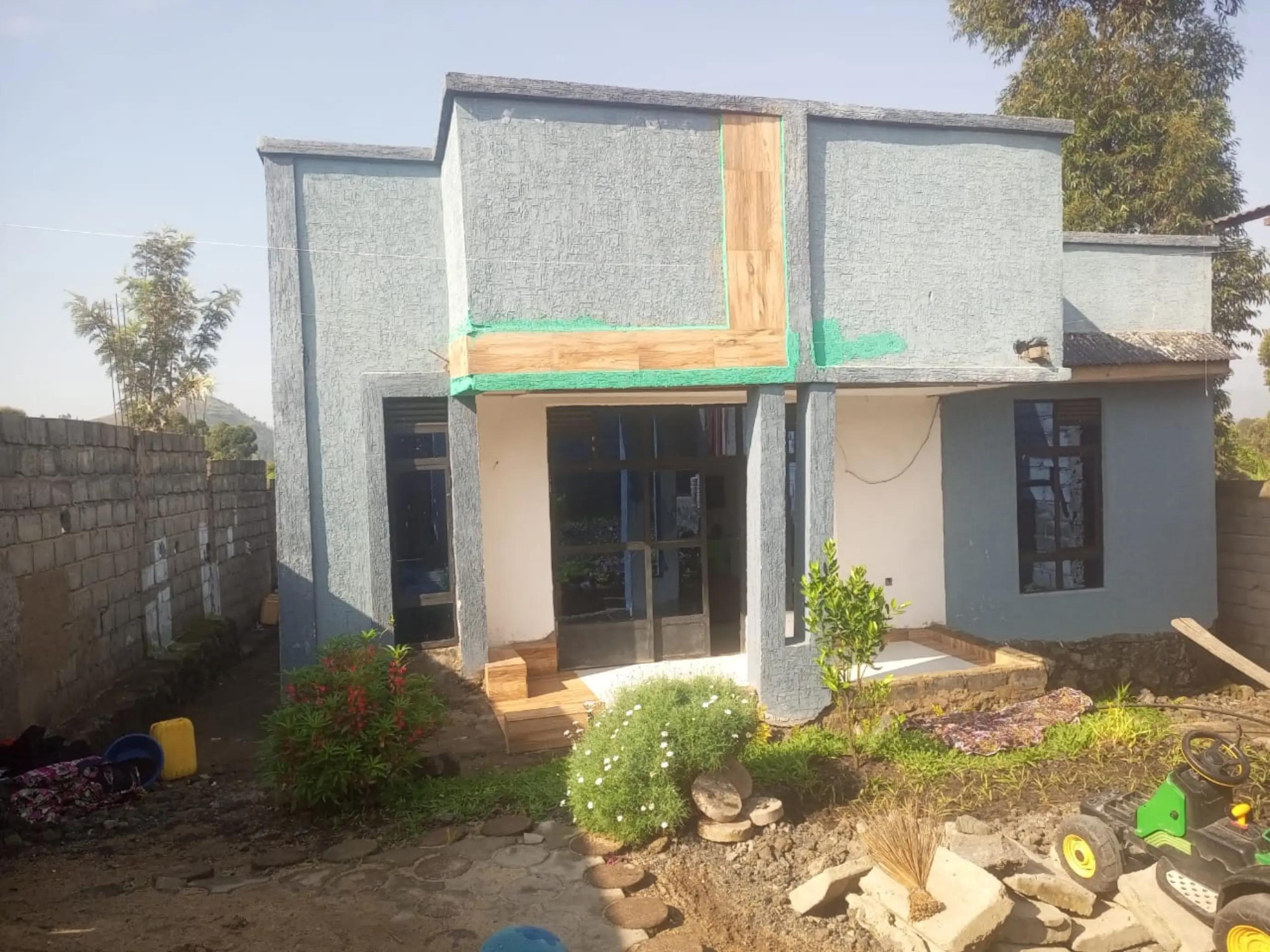 Maison de 4 chambres à vendre à Mugunga, Karisimbi, Goma