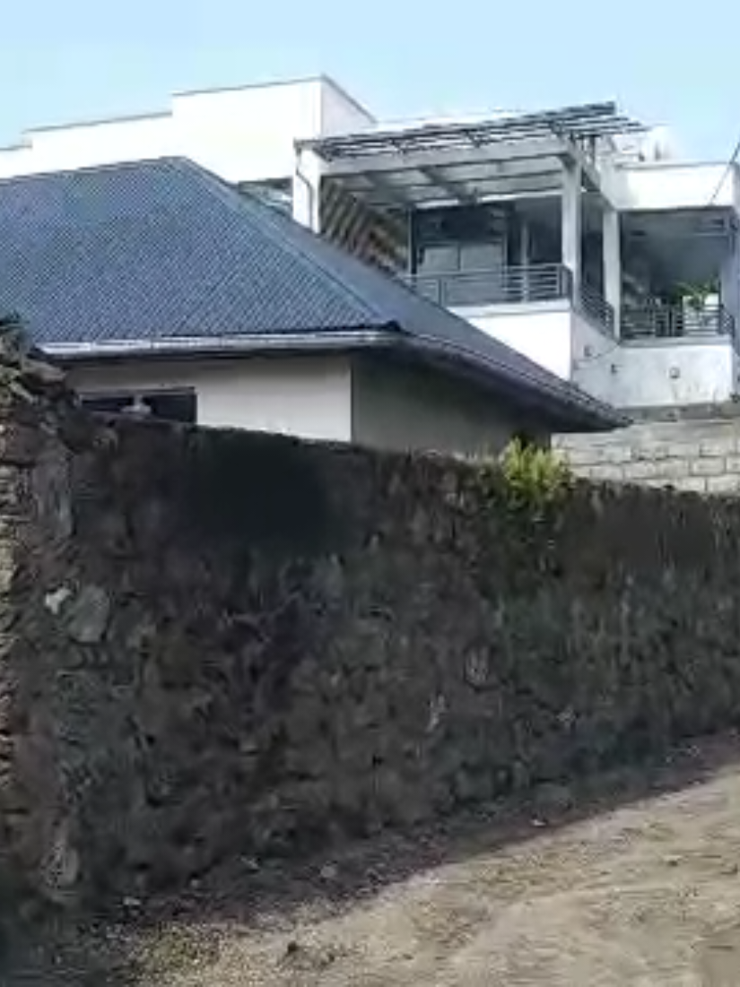Maison de 4 chambres à vendre à Kyeshero, Goma