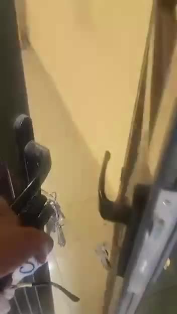Appartement de 3 chambres à louer à Kasa-Vubu