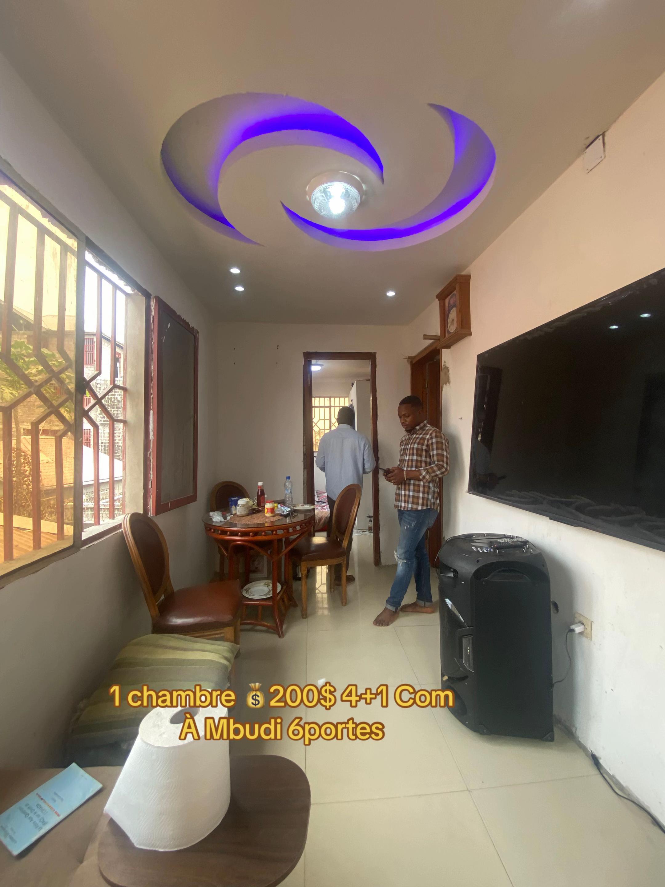 Appartement de 1 chambre à louer à Mbudi, Mont Ngafula