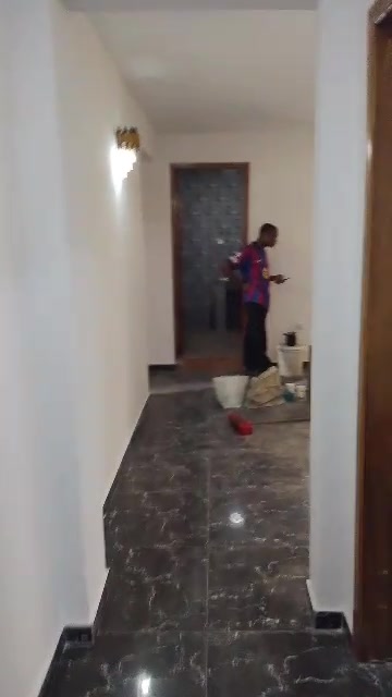 Appartement de 3 chambres à louer à Kimbangu, Kalamu