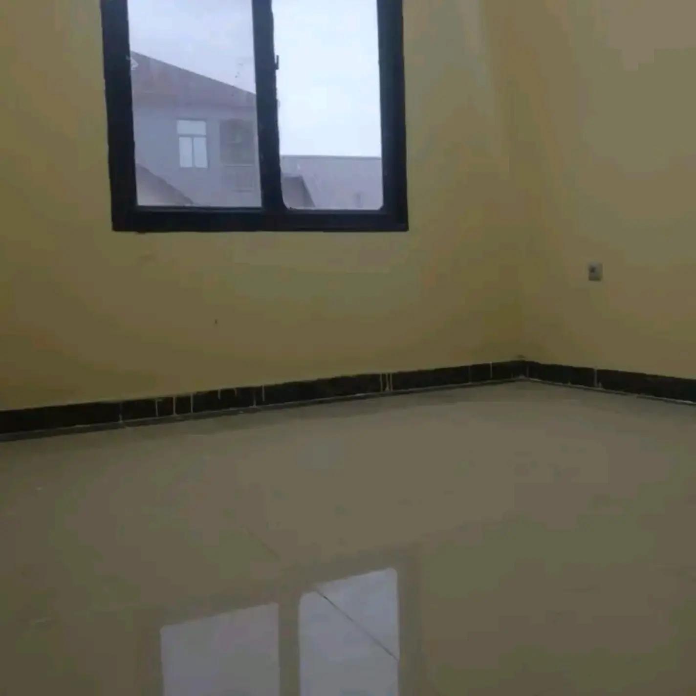 Appartement de 2 chambres à louer à Kinsuka Pêcheurs, Ngaliema