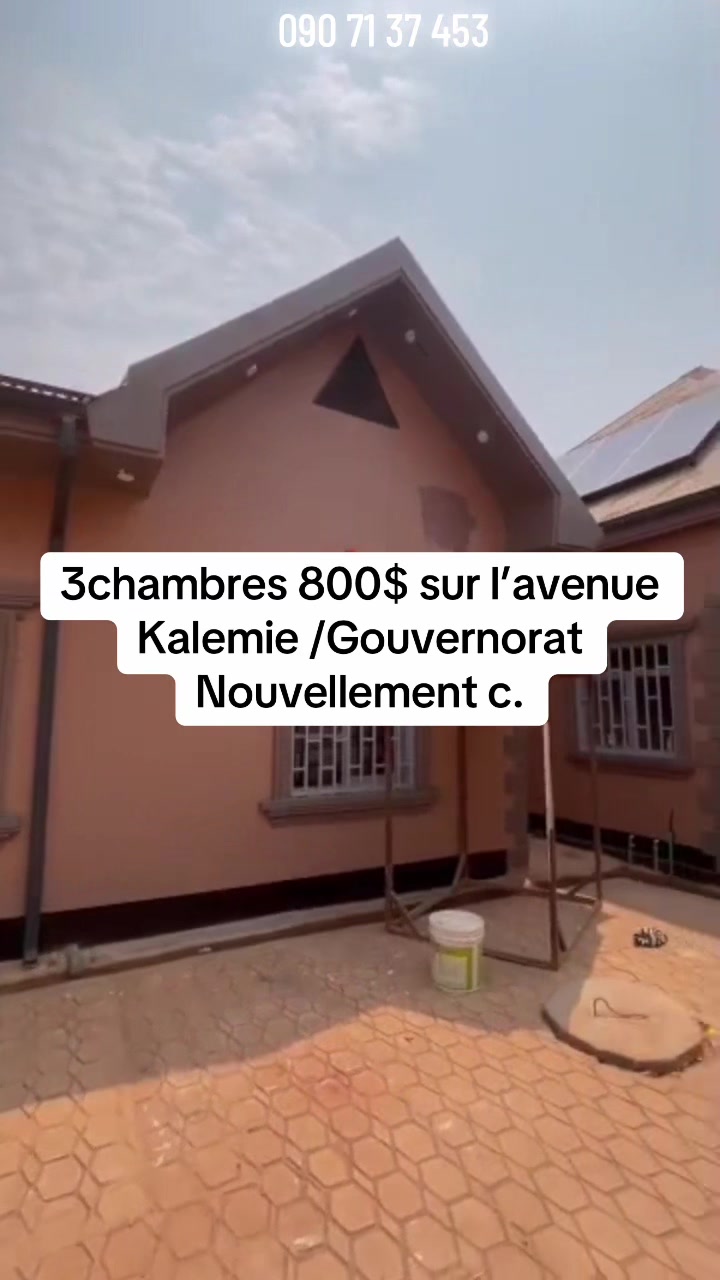 Appartement de 3 chambres à louer à Joli Site, Manika, Kolwezi