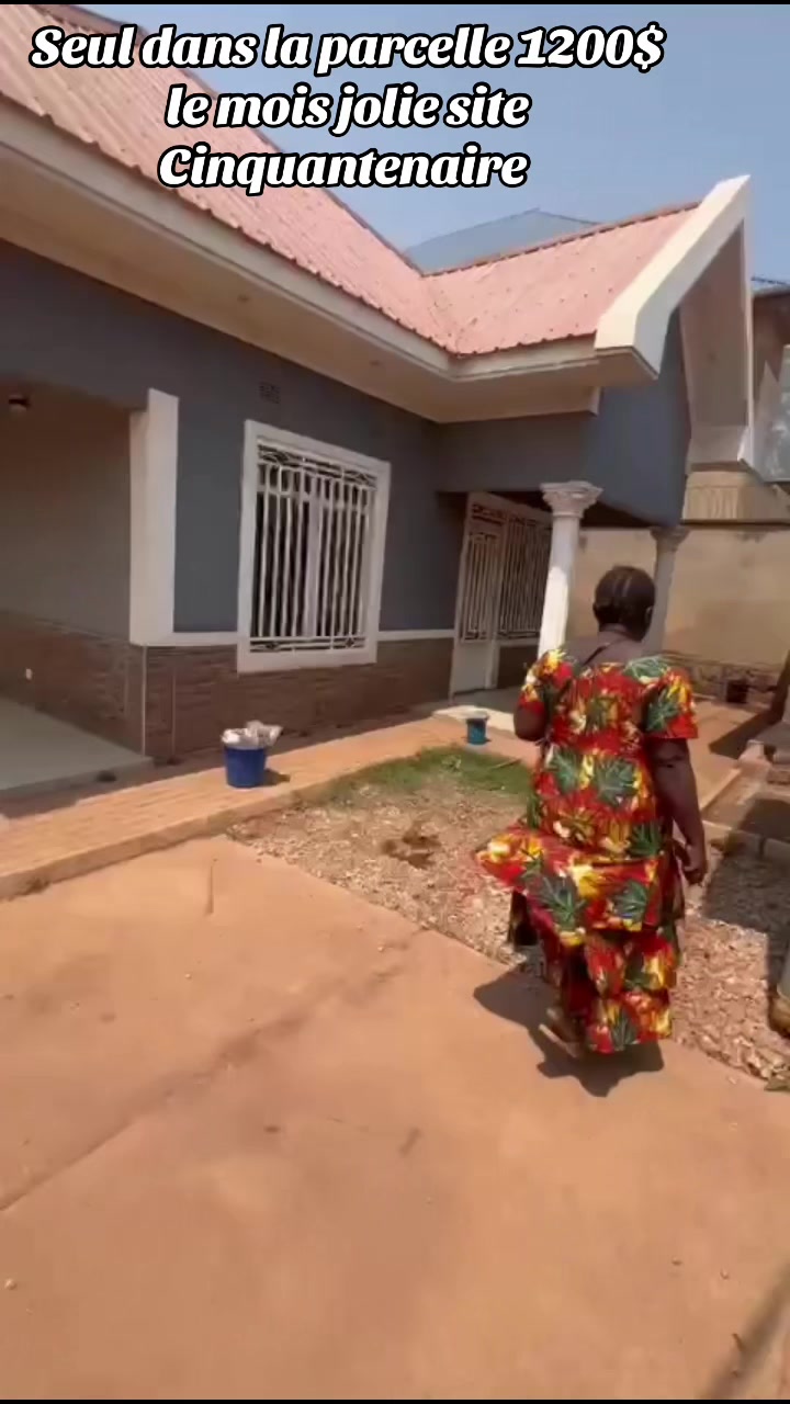 Appartement de 3 chambres à louer à Joli Site, Manika, Kolwezi