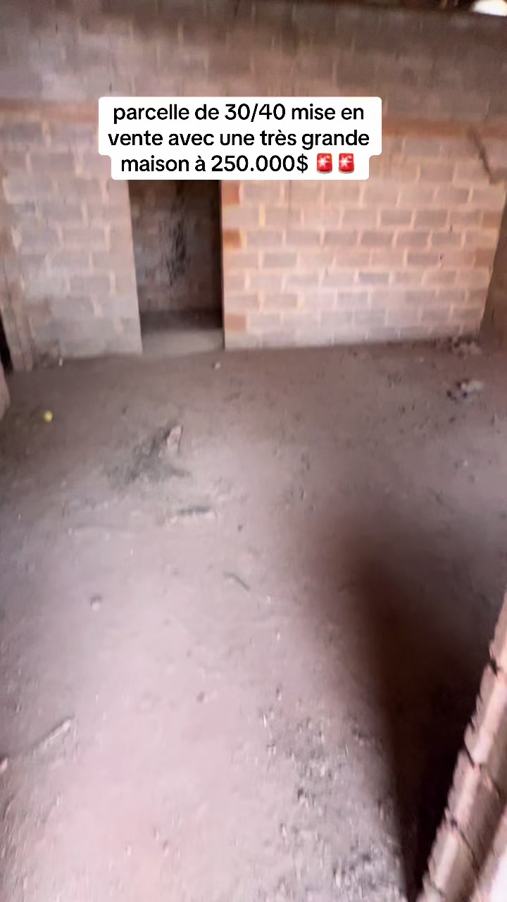 Maison à vendre à Joli Site, Manika, Kolwezi