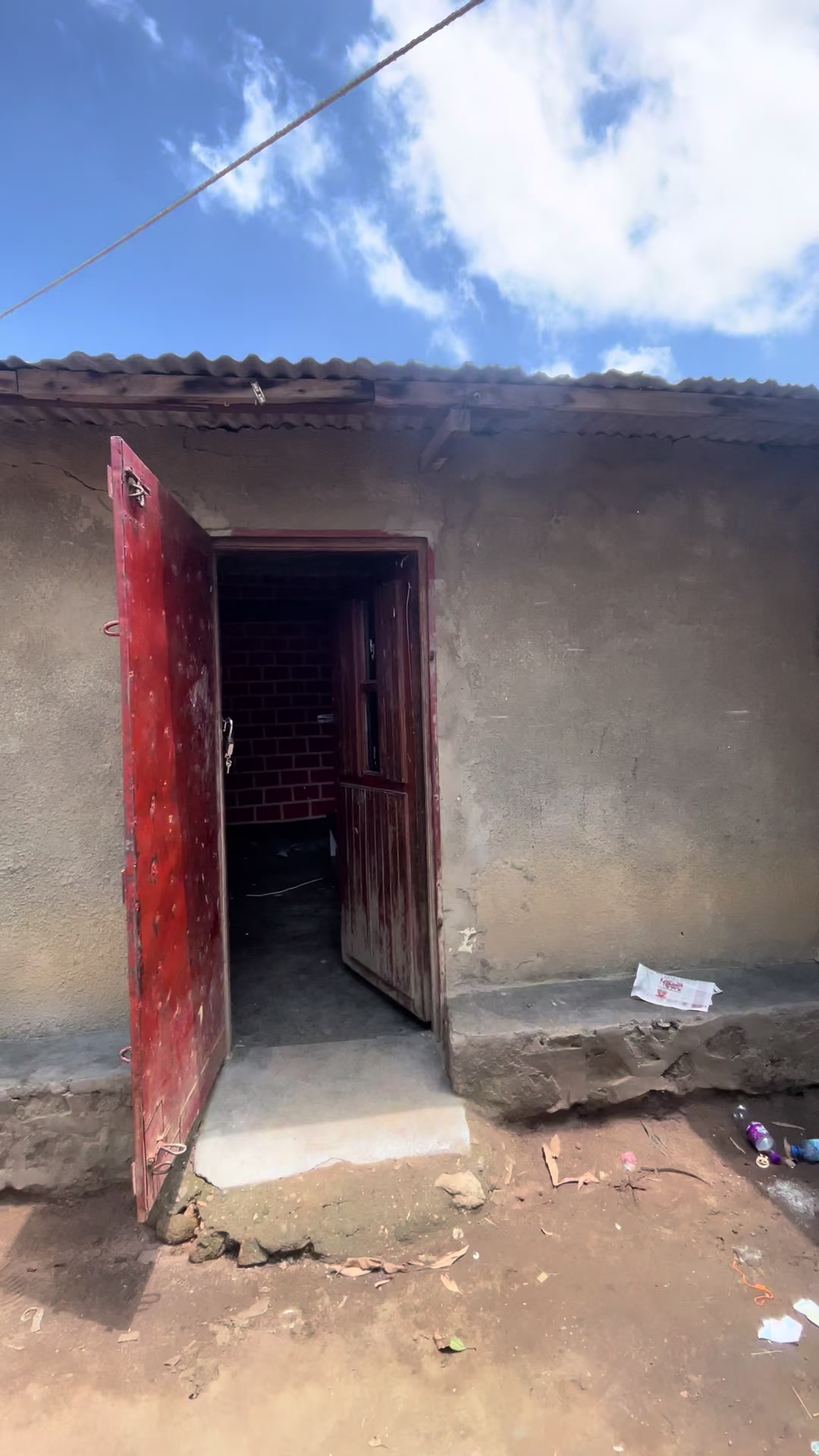 Maison de 2 chambres à louer à Hoho, Bunia