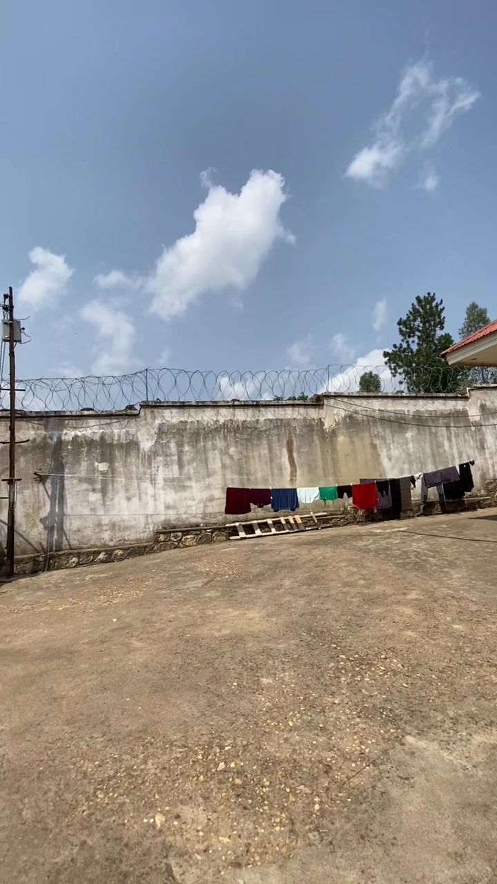 Maison de 2 chambres à louer à Kanyasi, Bunia