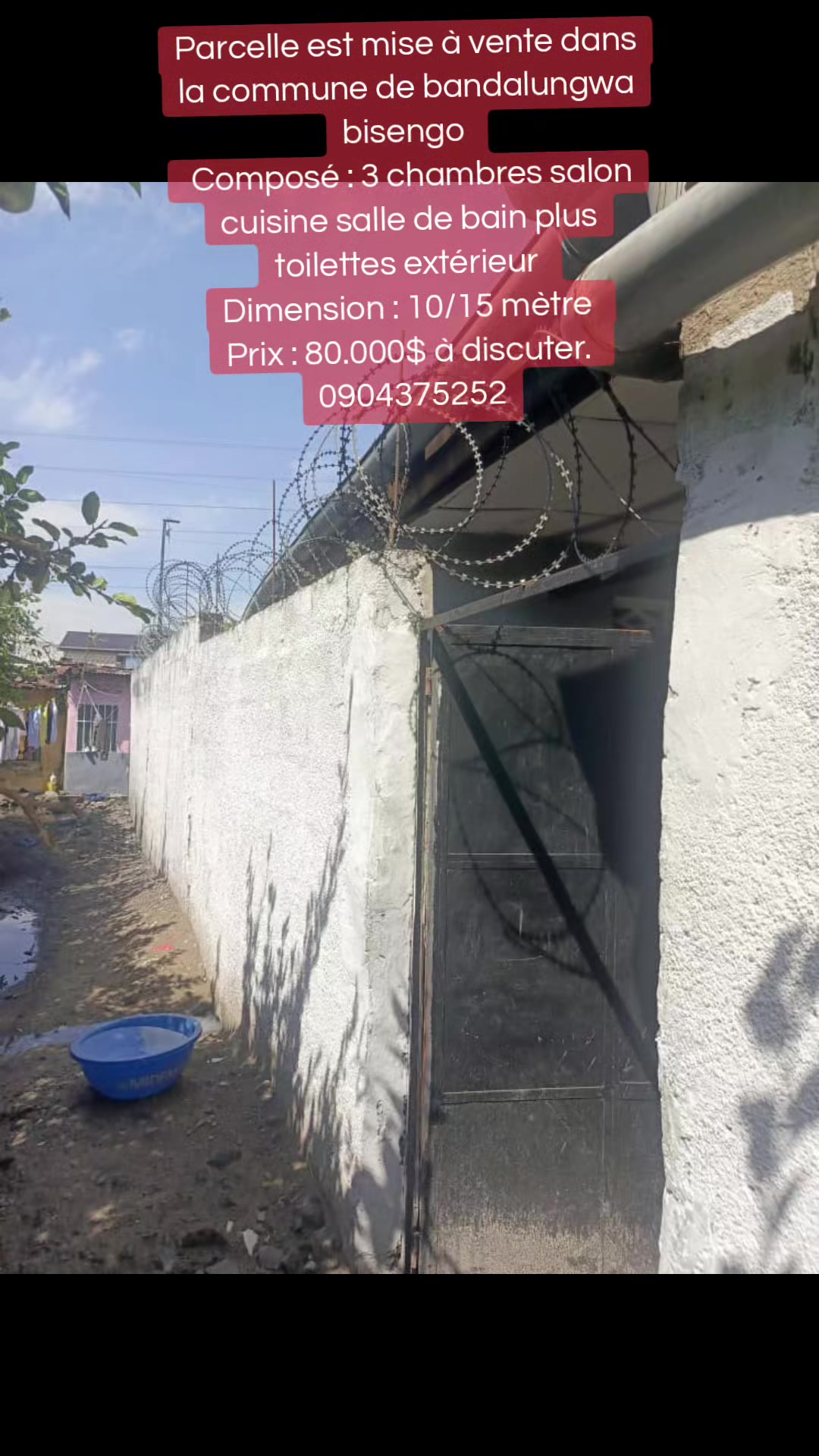 Parcelle avec maison de 3 chambres à vendre à Bisengo, Bandalungwa