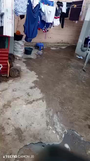 Parcelle avec maison de 2 chambres à vendre à Binza Ozone, Ngaliema