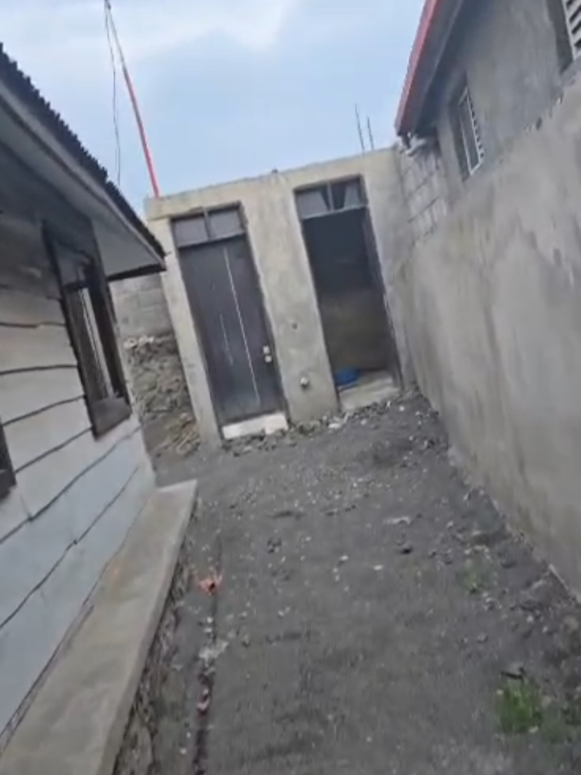 Parcelle avec maison à vendre à Himbi 2, Goma