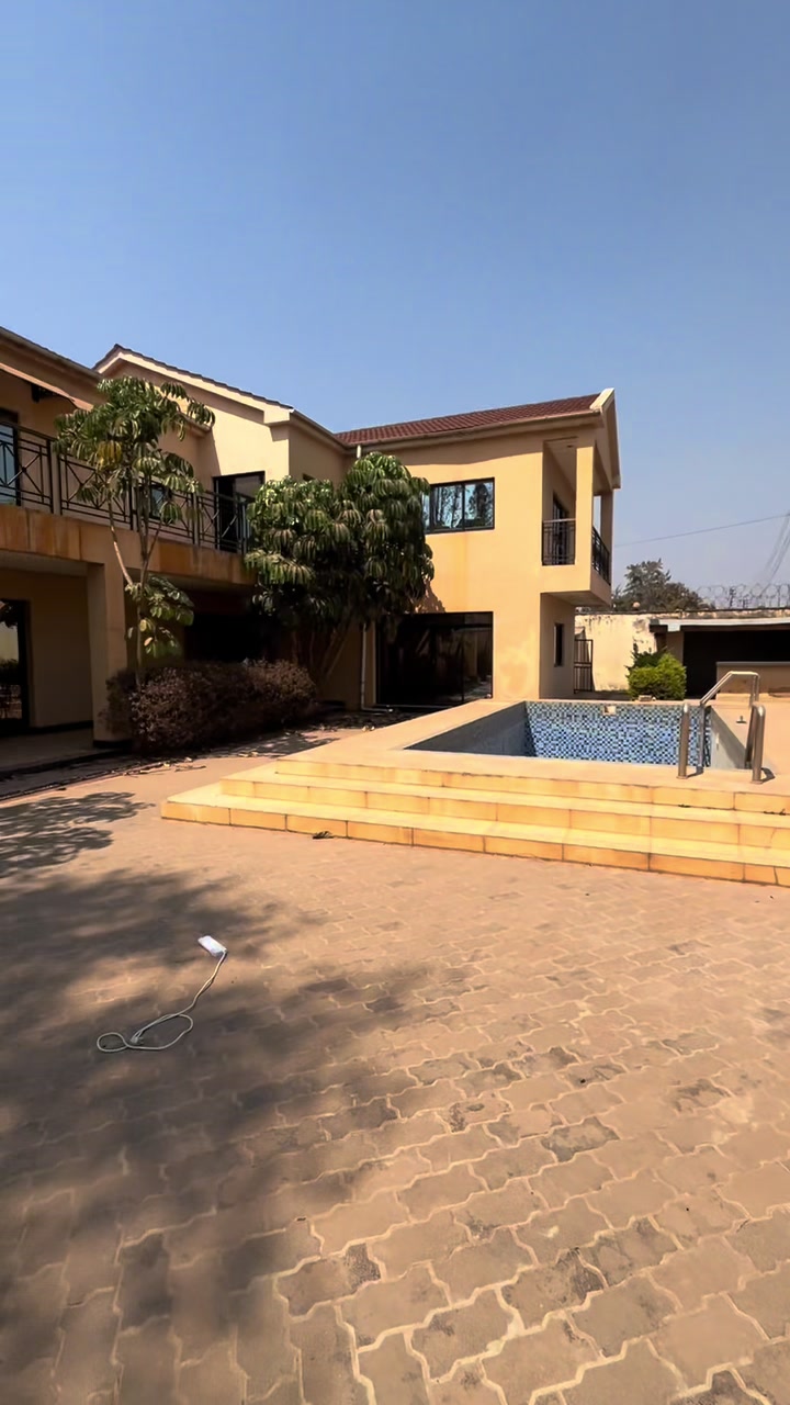 Maison à louer à Golf Battant, Lubumbashi